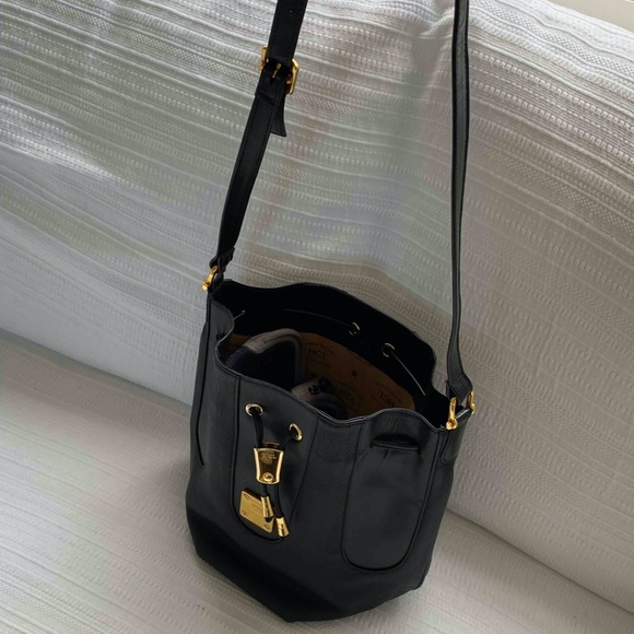 HCL Black Leather Bucket Bag - Picture 2 of 3